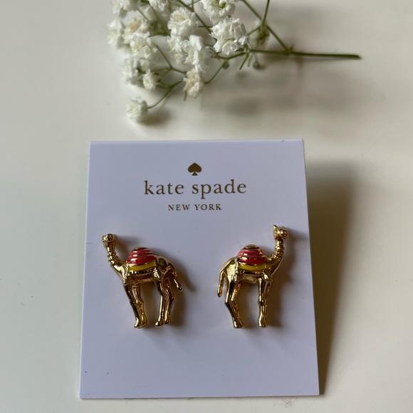 🌟HOST PICK🌟 NWT Kate Spade Spice Things Up Cameo Stud earrings - Picture 5 of 6